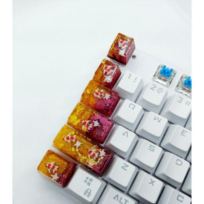 Set keycap cá koi tone vàng đỏ đô trang trí bàn phím cơ.