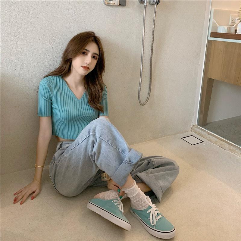 MS263 Áo len tăm cổ tim croptop