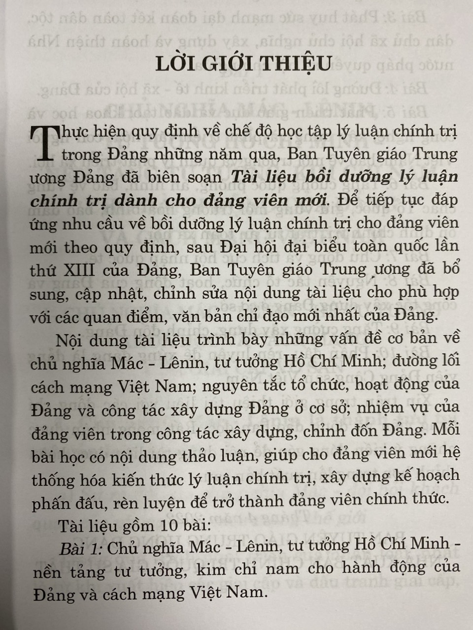 Tài liệu bồi dưỡng lý luận chính trị dành cho đảng viên mới (Xuất bản lần thứ 20 có sửa chữa, bổ sung)