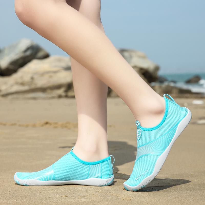 2023 Thể thao thể dục Sneakers Slear Dry Run Shoes tập thể dục aerobic Light Sports Water Shoes cho khuỷu tay Elank Beach Water Shoes Color: BlackSilver Shoe Size: 37