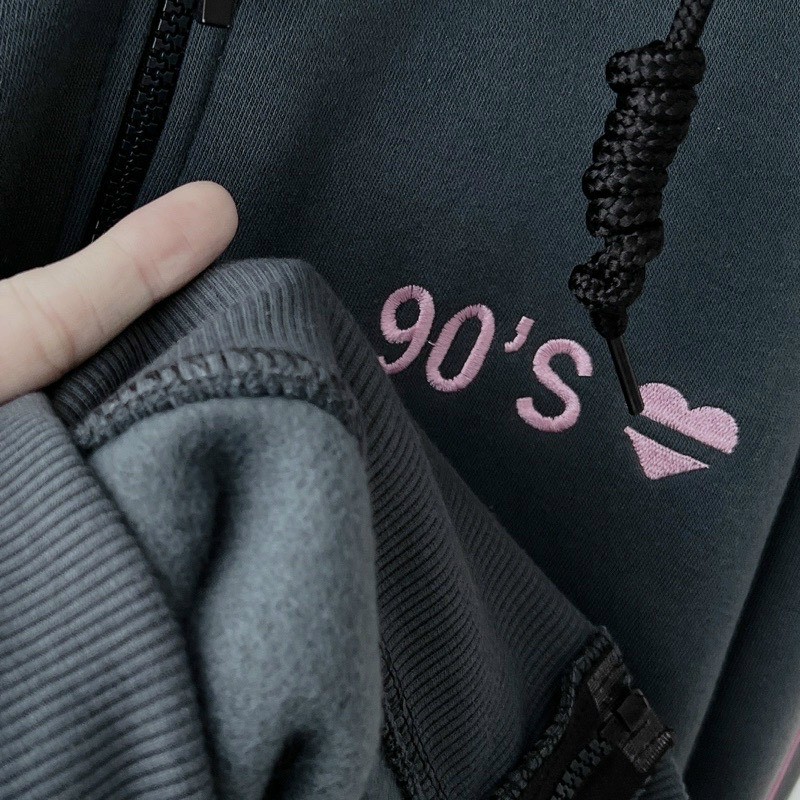 Áo Khoác Dây Kéo Nỉ Form Rộng Unisex ICON THÊU TRÁI TIM 90s, Áo Khoác Dây Kéo Nỉ Form Rộng Unisex ICON THÊU TRÁI TIM 90s