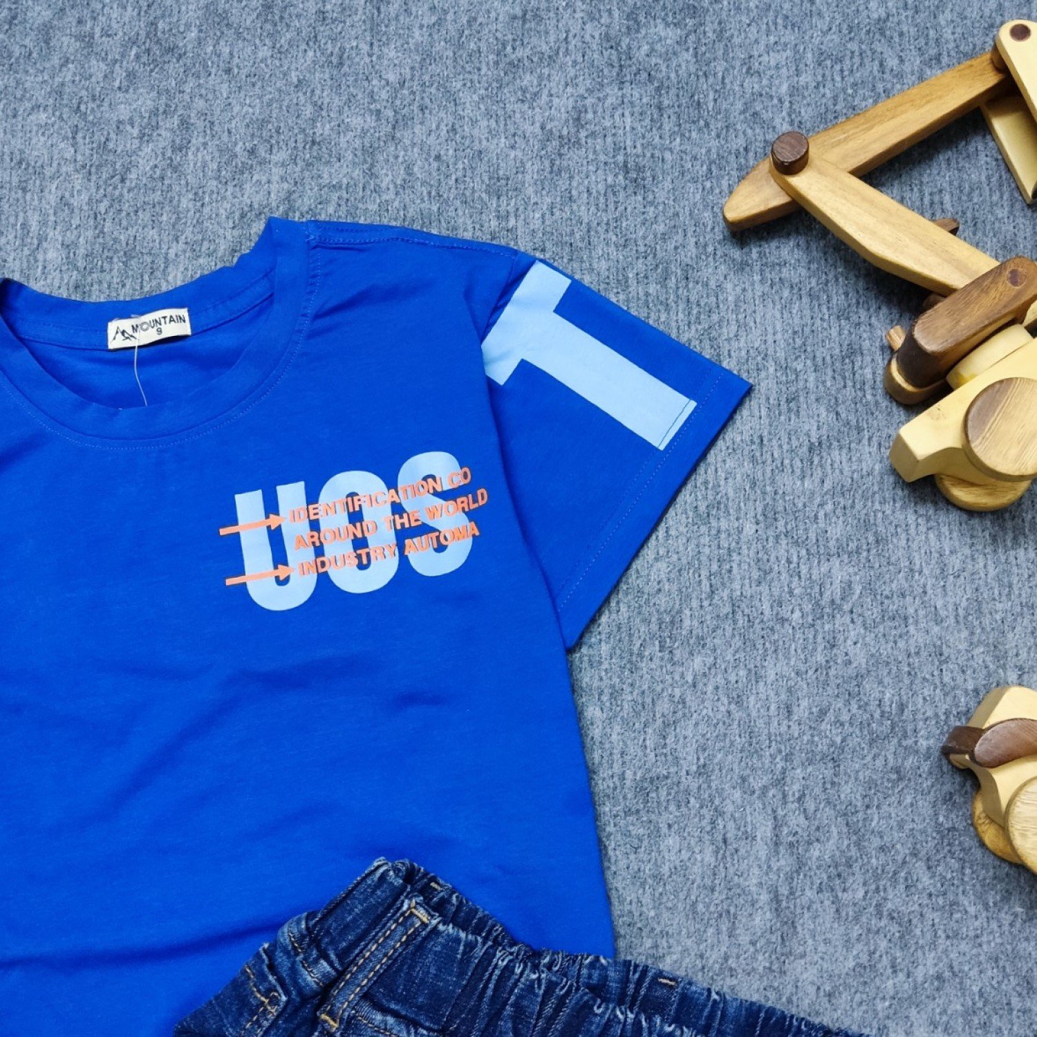 K81XL Bộ áo thun tay ngắn và quần jean co giãn cho bé trai từ 5-15 tuổi