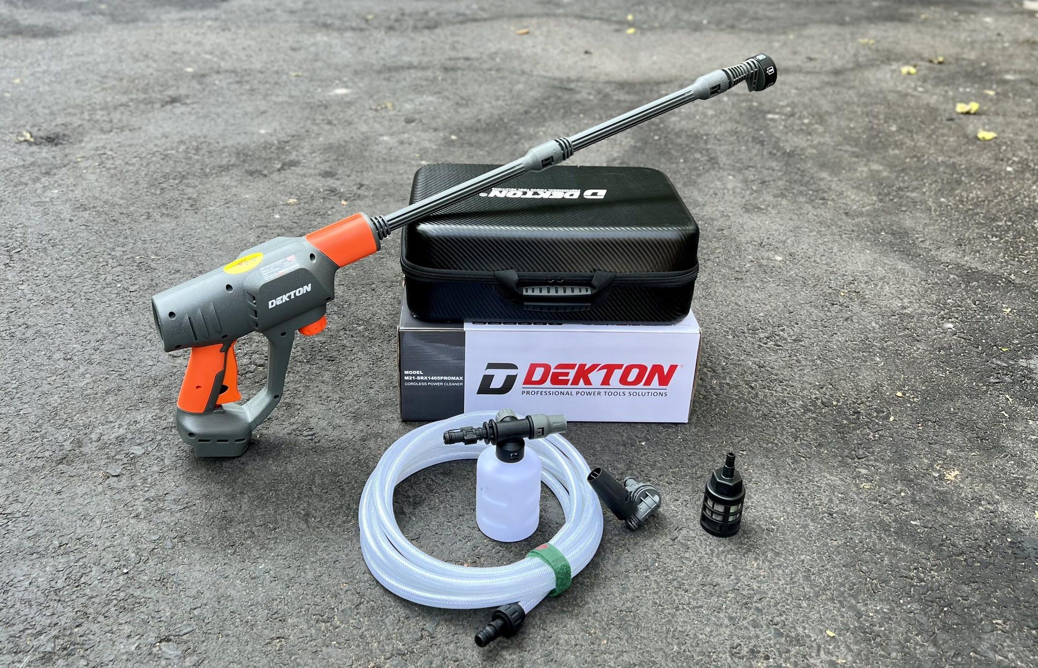 COMBO Máy rửa xe pin Dekton M21-SRX1405PROMAX KÈM 1 PIN M21-B4000M + 1 SẠC M21-S20 DEKTON - KM_T8 -HÀNG CHÍNH HÃNG