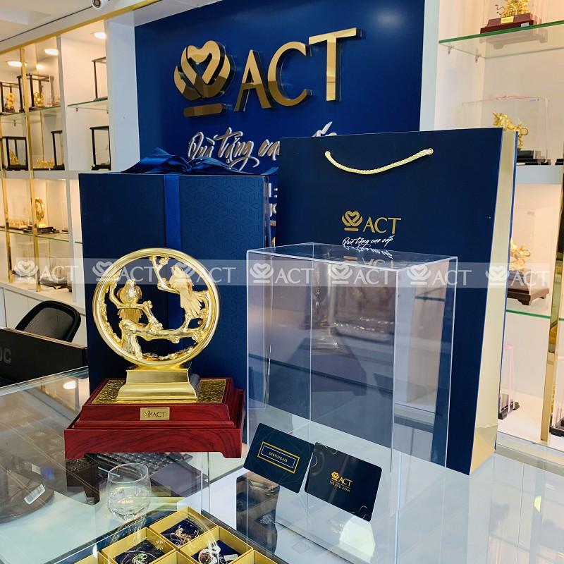 TƯỢNG ĐÔI CHIM UYÊN ƯƠNG DÁT VÀNG