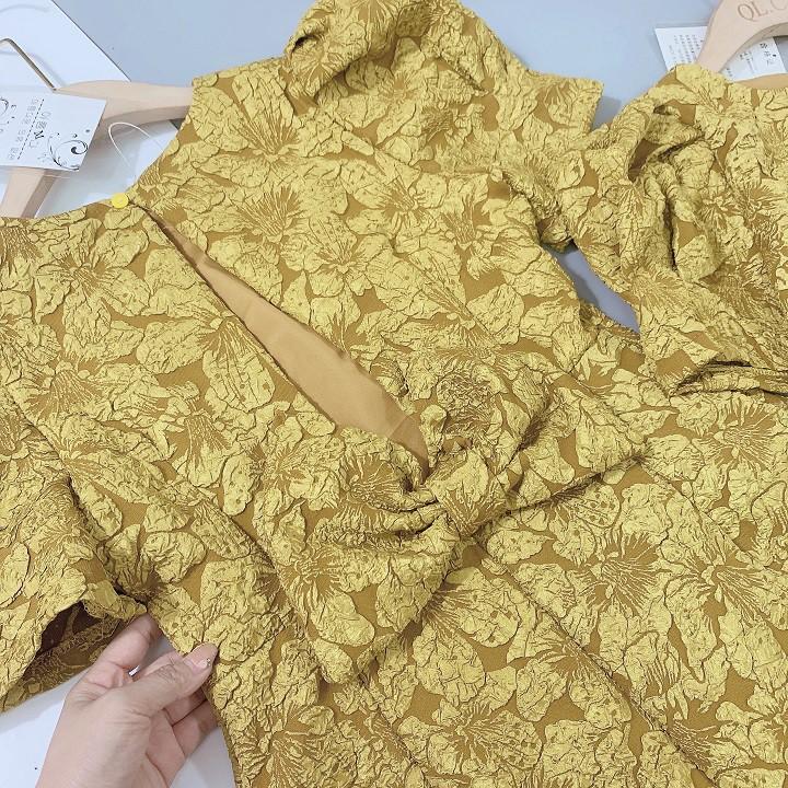Đầm gấm hoa vàng xoè DN308