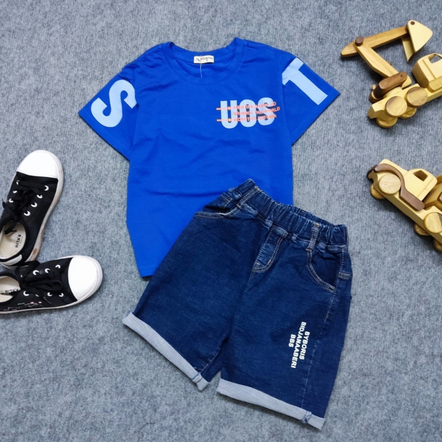 K81XL Bộ áo thun tay ngắn và quần jean co giãn cho bé trai từ 5-15 tuổi