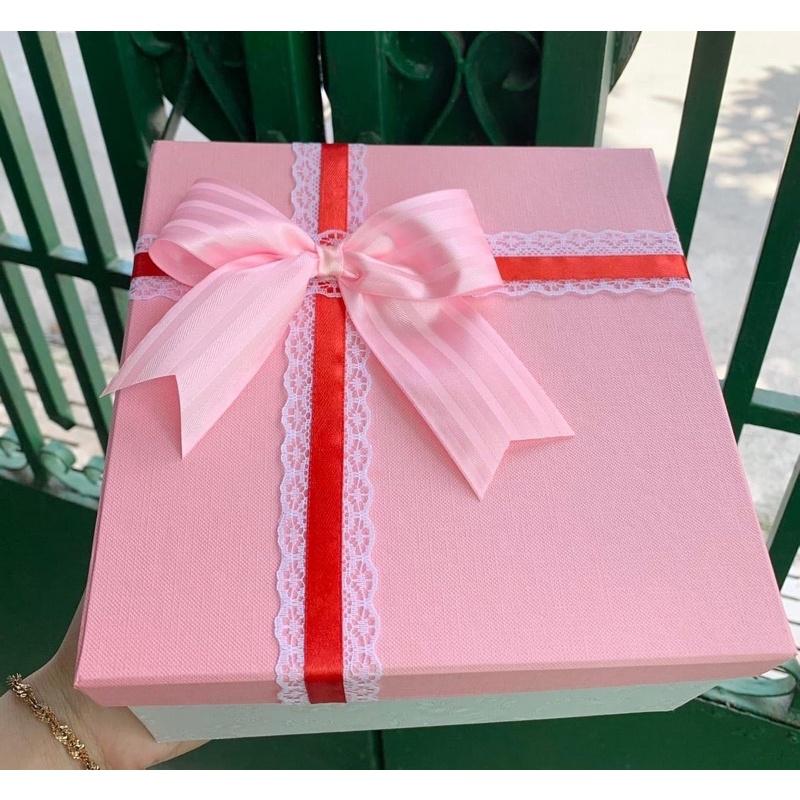 Hộp đựng quà siêu chất, vuông 14 cao 7cm