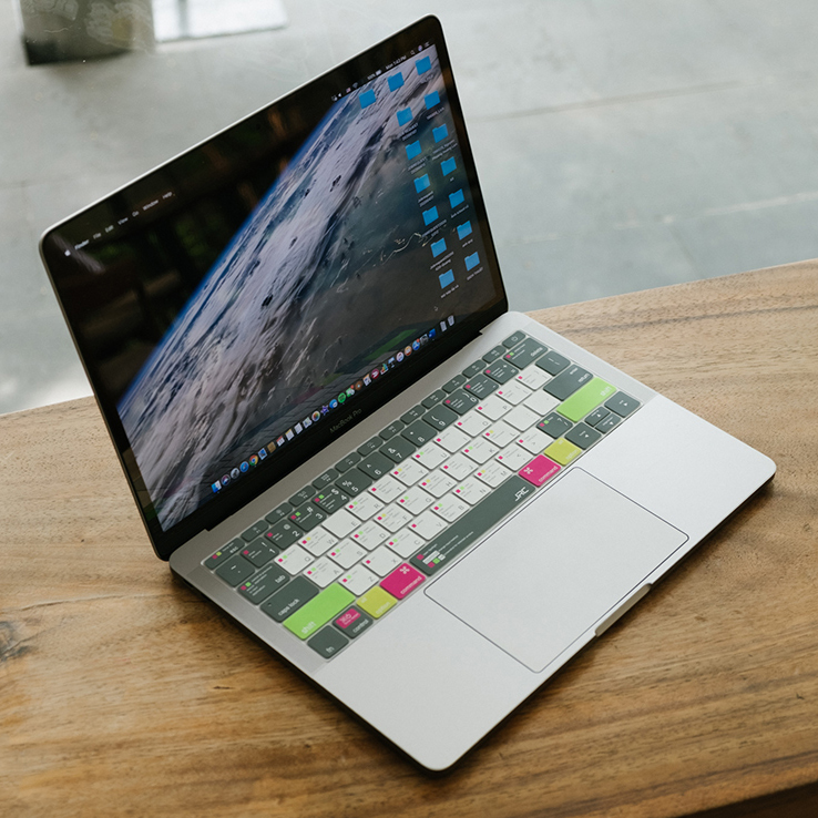 Miếng lót, Phủ Bàn Phím Macbook JRC Shortcut - Mix Green - Chất liệu TPU cao cấp, Chống nước, bụi bẩn - Hàng Chính Hãng