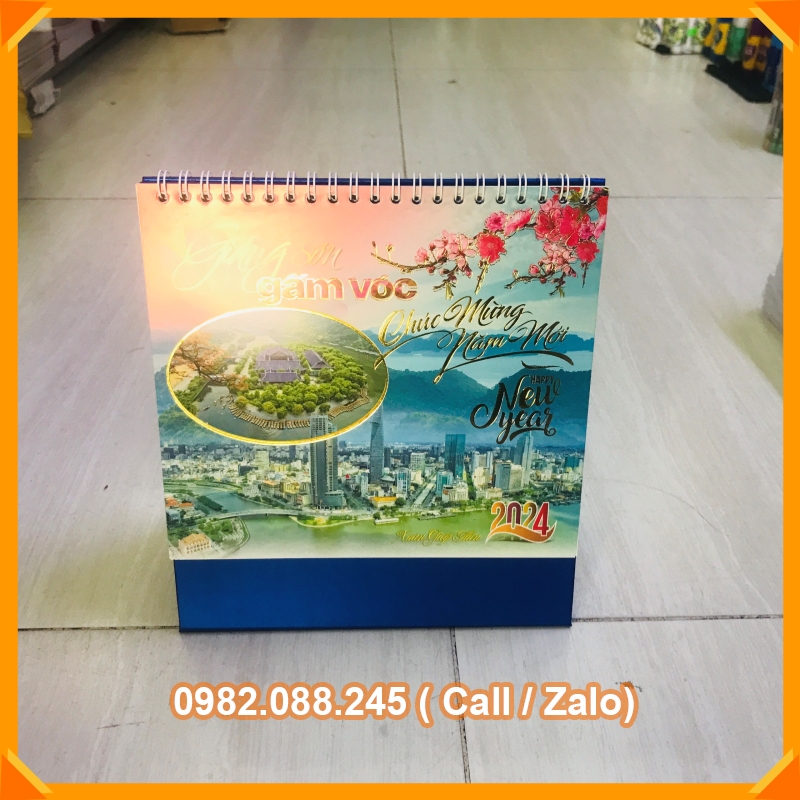 Lịch bàn 2024 năm kích thước 16cm x 24cm mẫu ngẫu nhiên