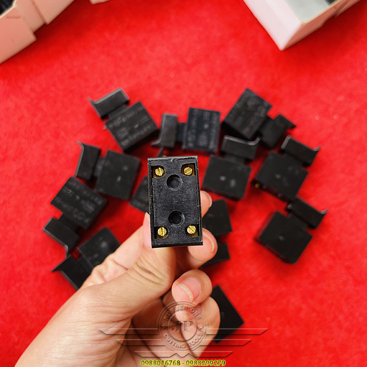 2 Công Tắc Máy Cắt Inox Tua Chậm