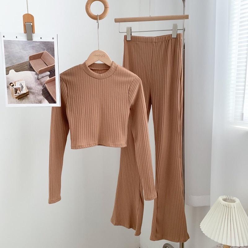 Set áo dài tay và quần loe thun gân