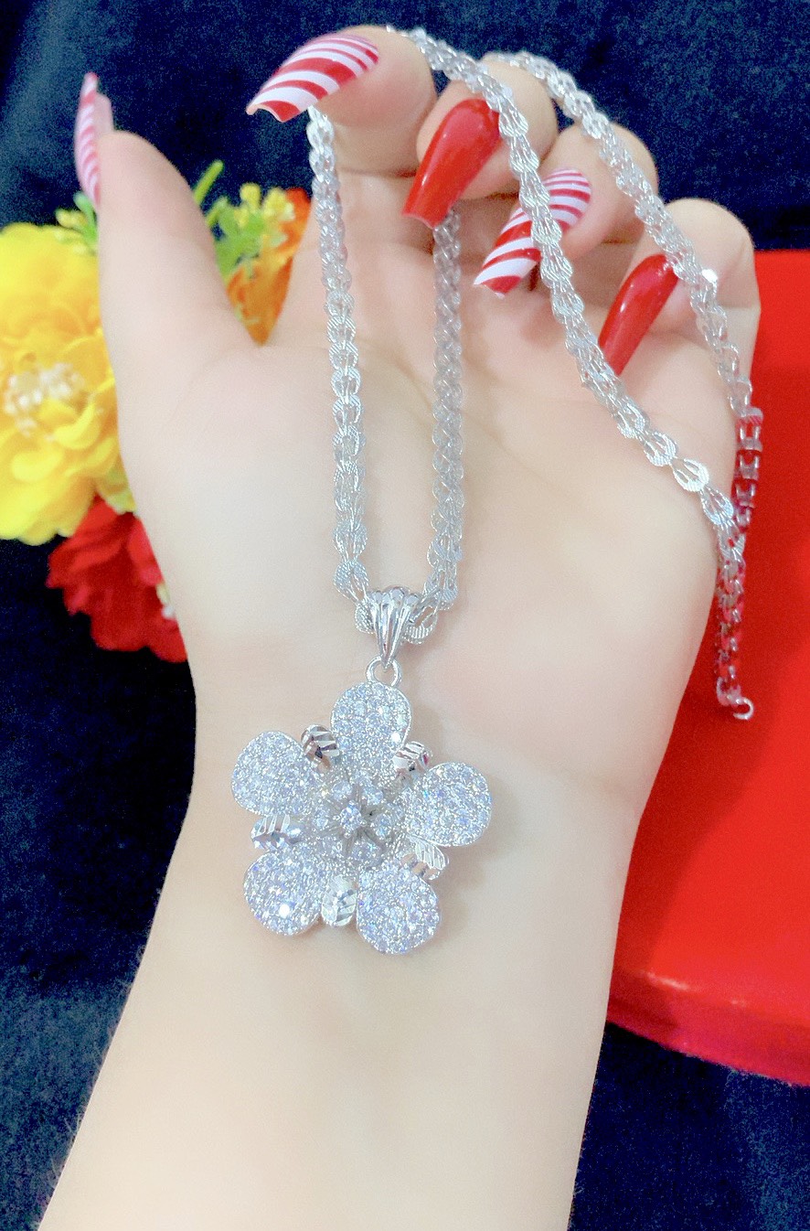 Dây chuyền nữ mặt xoàn mạ 18k cao cấp E