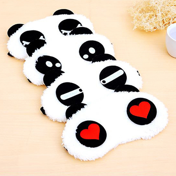 Gối Ôm Cá La Hán 3d (Dài 70 Cm) G33 (Tặng 1 Miếng Che Mắt Đi Ngủ Gấu Trúc Panda)