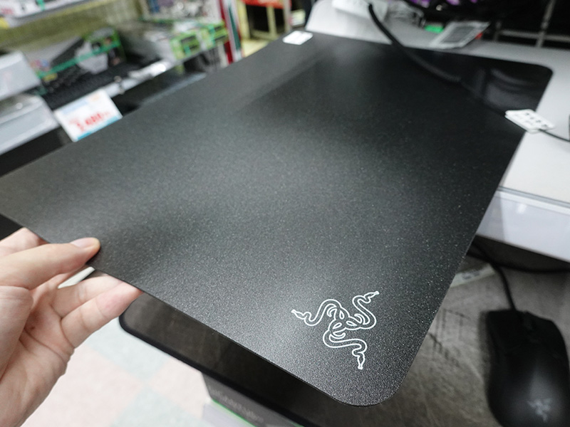 Miếng lót chuột Razer Acari