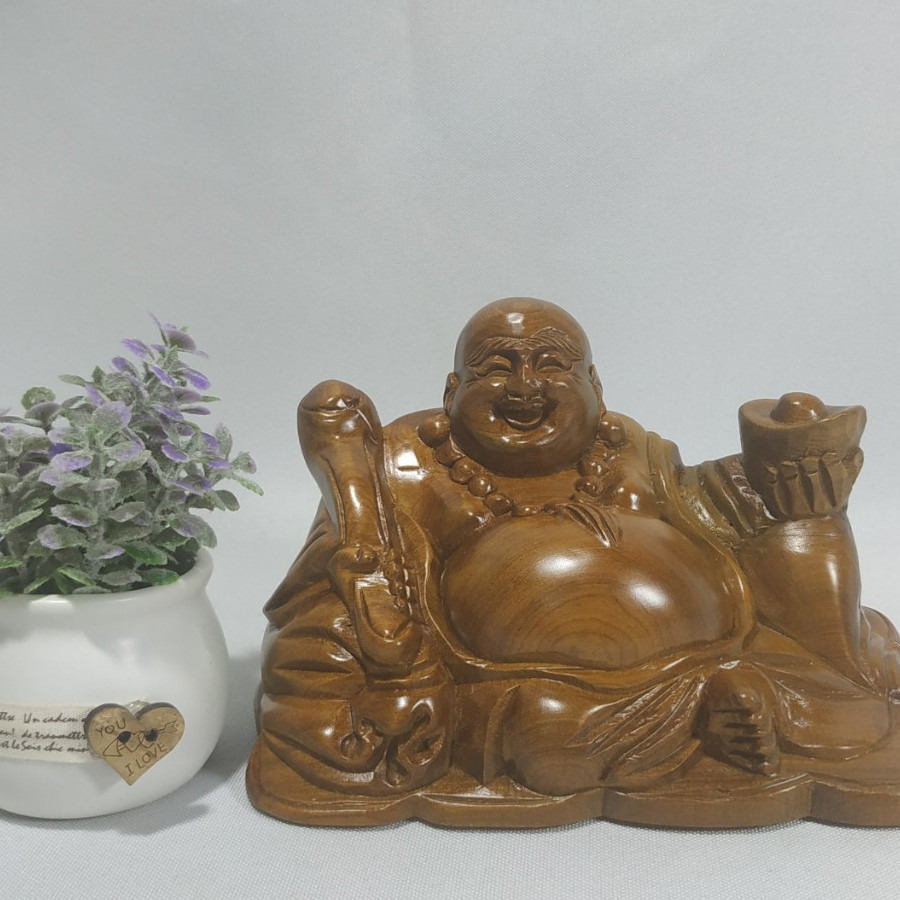 Tượng ông DI LẶC gỗ BÁCH XANH  để trên oto