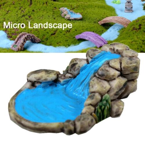 Mô hình mini được làm thủ công dùng để trang trí vườn