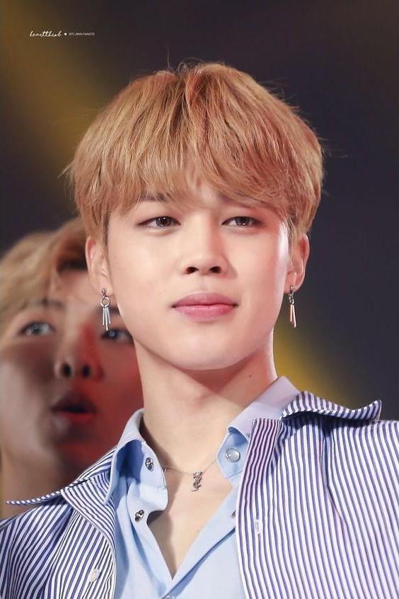 Khuyên tai nam Jimin BTS hoa tai Unisex không gỉ