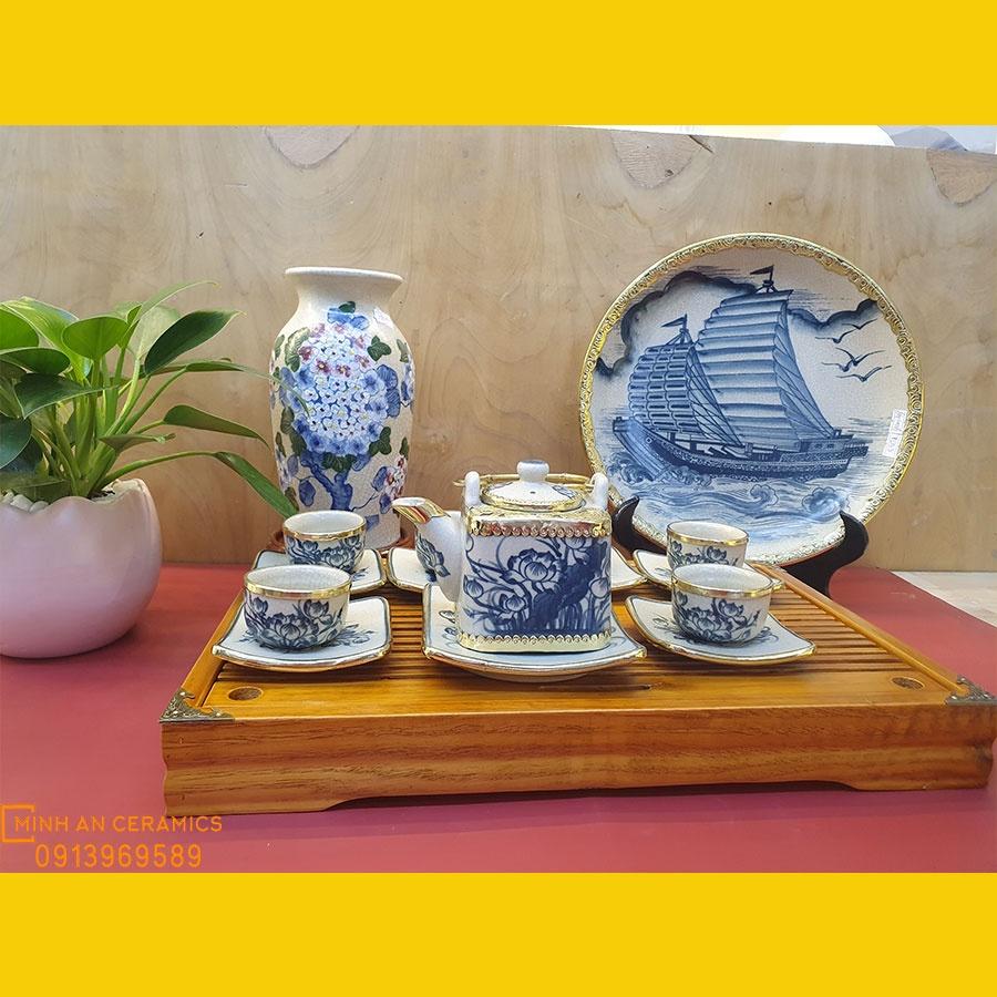 Bộ ấm chén Bát Tràng giả cổ vuông bọc đồng gốm Minh An Bát Tràng vẽ hoa sen