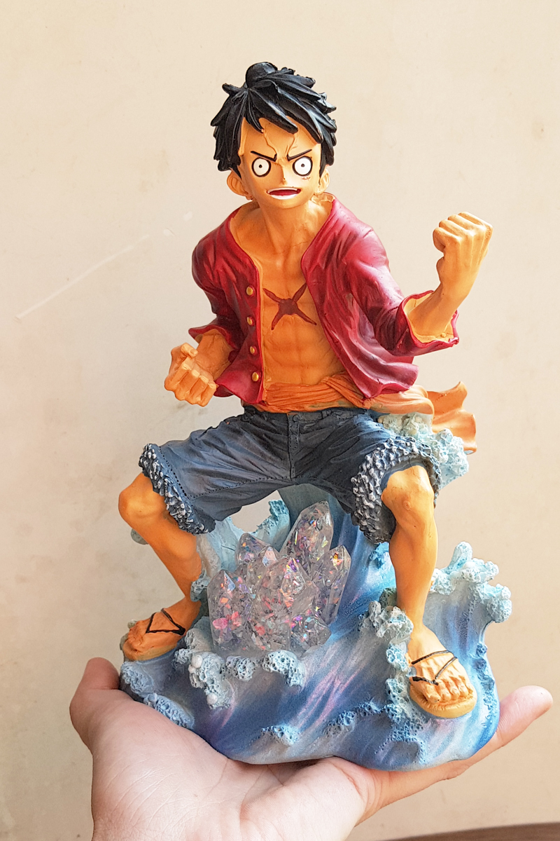 Mô hình Monkey D. Luffy - One Piece áo đỏ đứng tấn