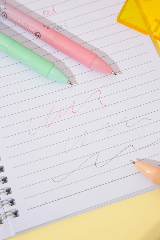 Bút Bi 4 Ngòi 4 Màu Pastel Deli 0.7 mm - Phiên Bản Sơn Tùng M-TP Giới Hạn - Deli Q183 - Mẫu 3
