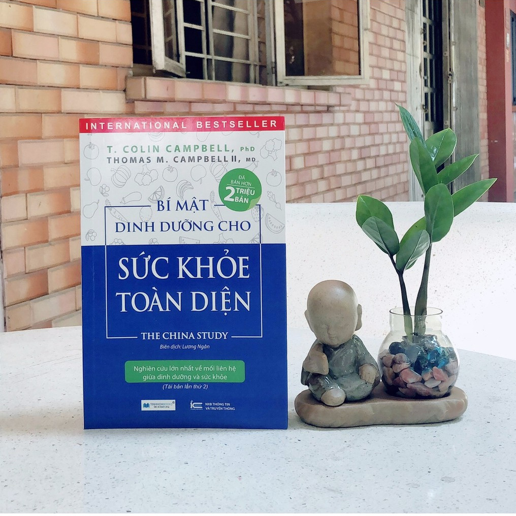 Hình ảnh Combo 2 Cuốn Sách Dinh Dưỡng Hay: Bí Mật Dinh Dưỡng Cho Sức Khỏe Toàn Diện (Tái Bản) + Liệu Trình Dinh Dưỡng Tối Ưu - Phương Pháp Đơn Giản Để Giảm Cân Và Chữa Bệnh Theo Chế Độ Dinh Dưỡng Thực Vật Toàn Phần