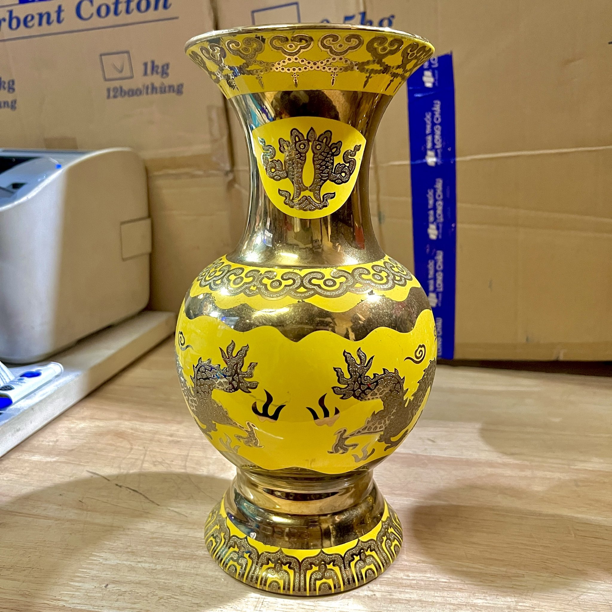 Bình bông sứ màu vàng 3D cao cấp, bình cắm hoa cao 30cm