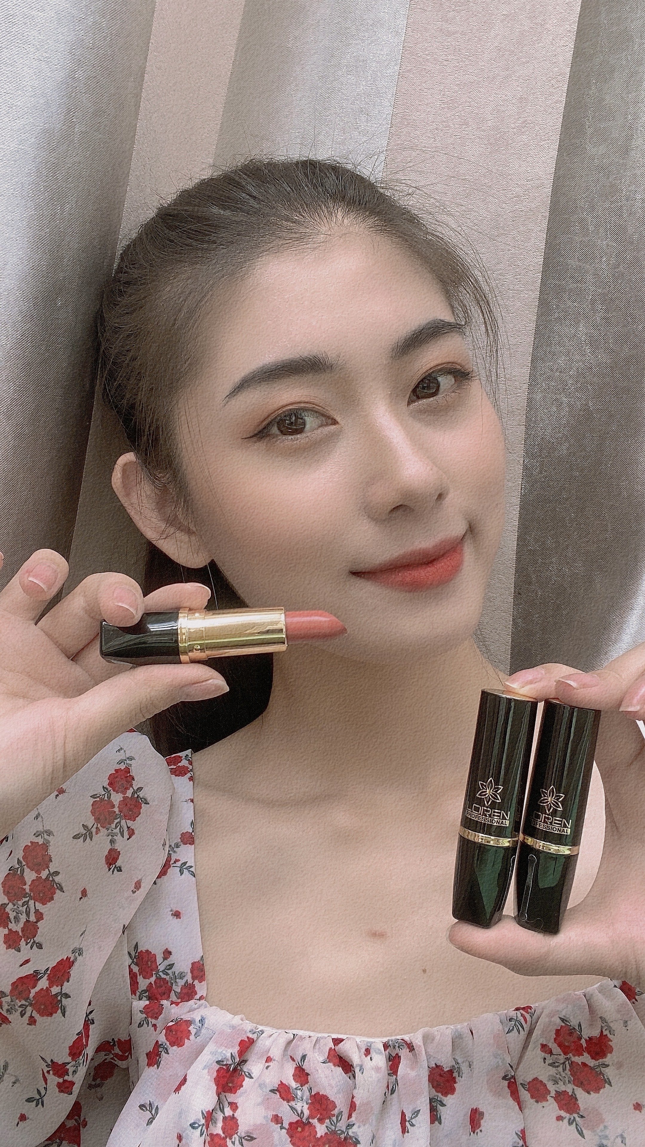 Son môi thỏi lì cao cấp LOREN LIPSTICK trôi lâu mềm mịn môi có 10 màu lựa chọn