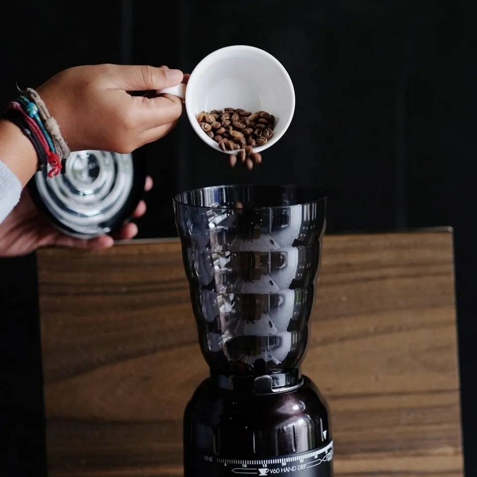 Máy Xay Cà Phê Điện Tử Hario V60 Electric Coffee Grinder, EVCG-8B-E - Hàng Chính Hãng