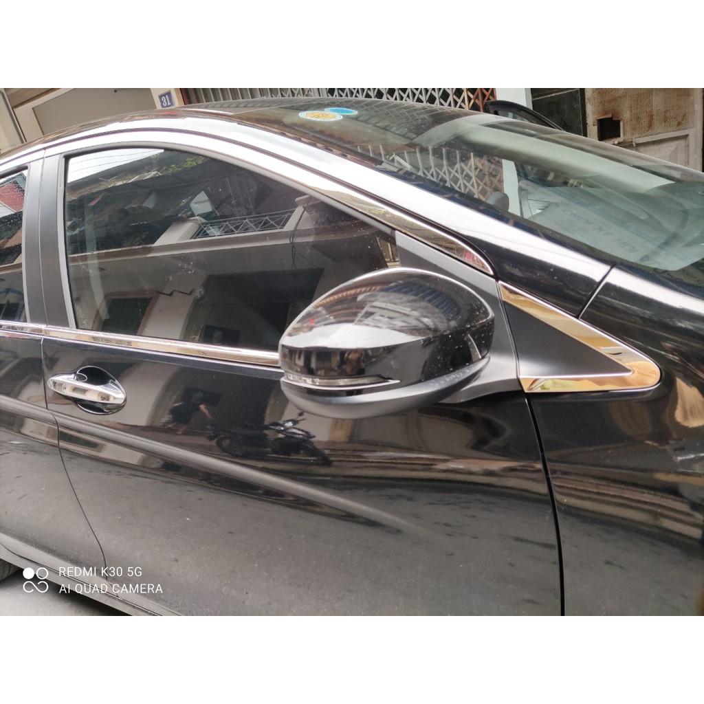 Viền Cong + Nẹp Chân Kính Dành Cho Xe Honda City 2021 Chất Liệu Inox Cao Cấp