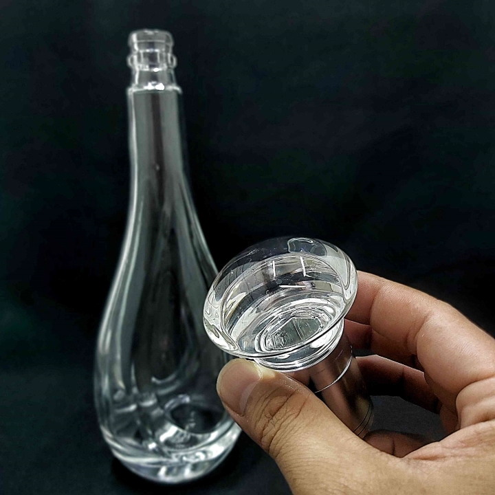 Vỏ chai thủy tinh 500ml cao cấp mẫu GIỌT NƯỚC nắp thủy tinh đặc hình Nón bọc thiếc