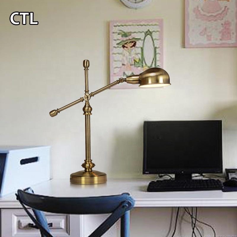 Đèn bàn vintage phong cách cổ điển desk lamp mạ đồng ánh sáng vàng