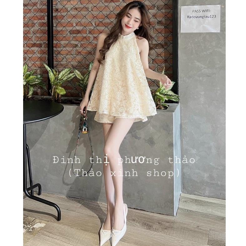 Set bộ đồ nữ cổ yếm xinh xắn với lưới bông 2 lớp dày dặn dành cho các nàng đi chơi, dạo phố