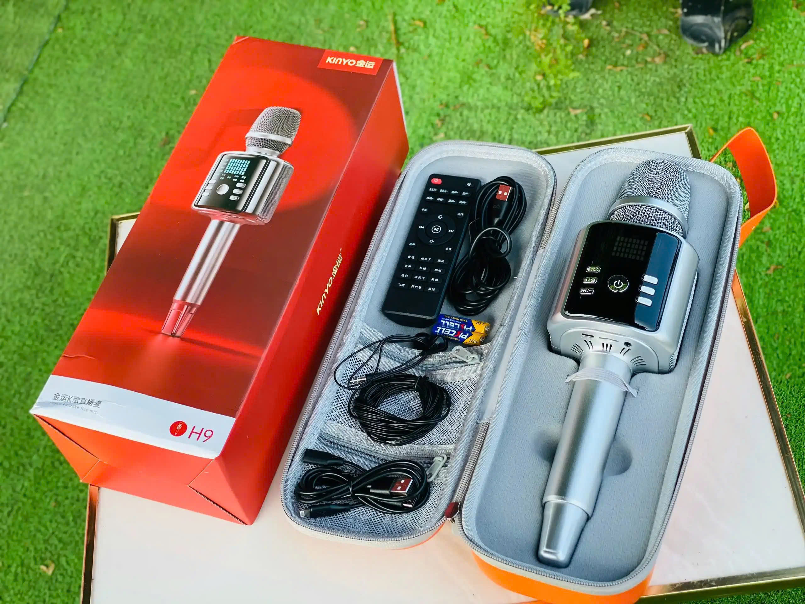 Micro Kèm Loa H9 H9 Pro Bluetooth Karaoke Vừa Karaoke Vừa Livestream Đủ Dây Jack Kết Nối Kèm Hộp Đựng Cao Cấp Chống Sốc Hàng Nhập Khẩu