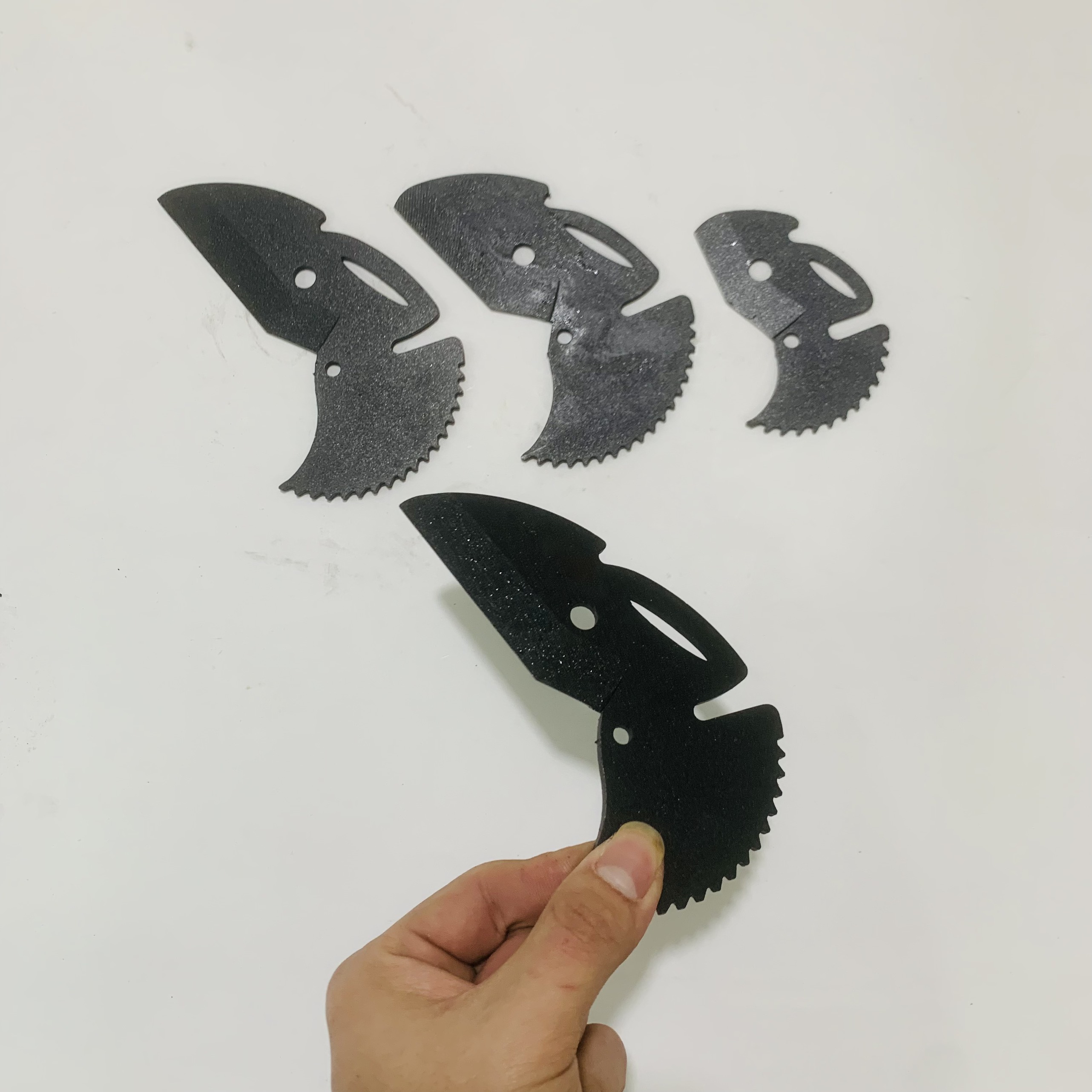 Lưỡi Kéo Cắt Ống Hợp Kim - Lưỡi Dao Cắt Ống PVC PVE PPR Các Loại Ống Nhựa Điện Nước Phi 42, 63, 75
