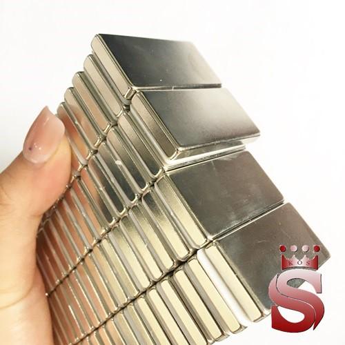 Nam châm trắng kích thước 40x10x5mm mạ nikel