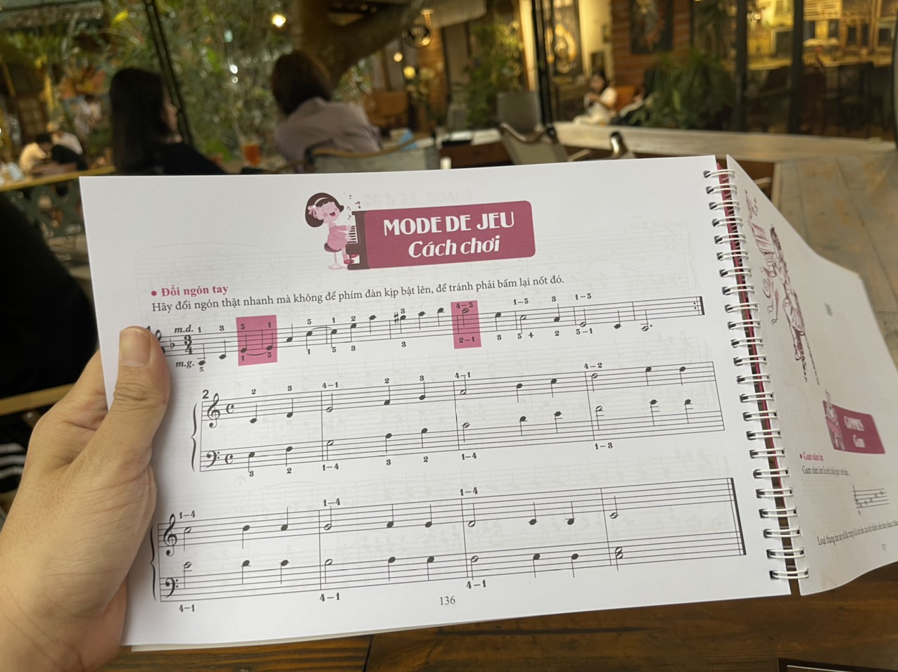 MÉTHODE ROSE – PHƯƠNG PHÁP HỒNG NĂM THỨ HAI VỚI ĐÀN PIANO – Ernest Van de Velde – Trịnh Minh Thanh dịch – Huy Hoàng Bookstore – NXB Dân Trí (Bìa mềm)