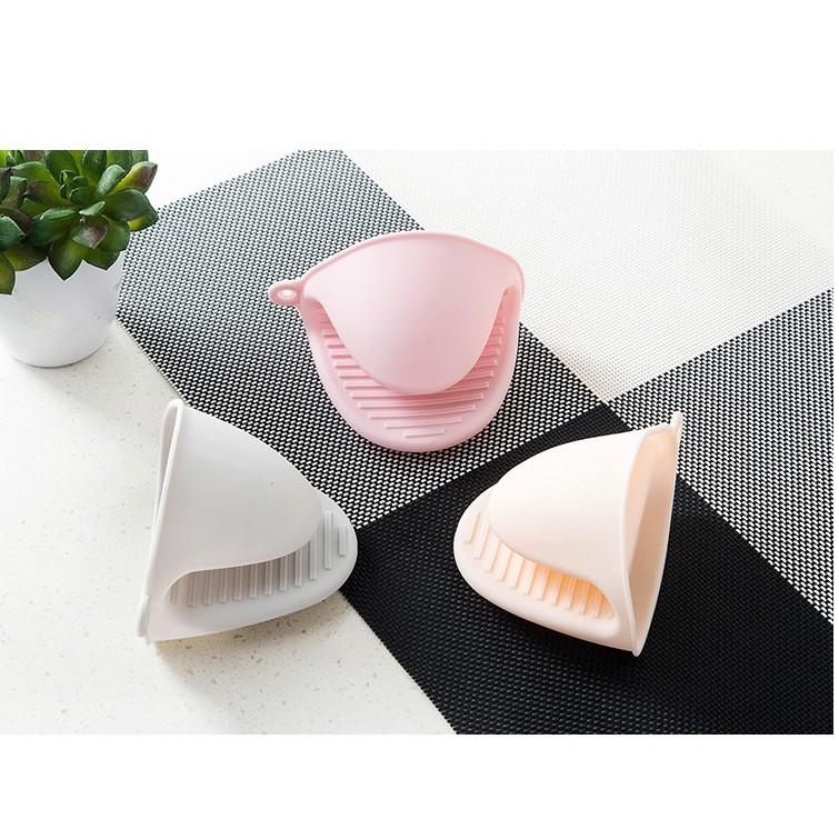Set 2 miếng nhấc nồi Lót tay nhấc nồi cao silicon cách nhiệt chịu nóng nhiều màu
