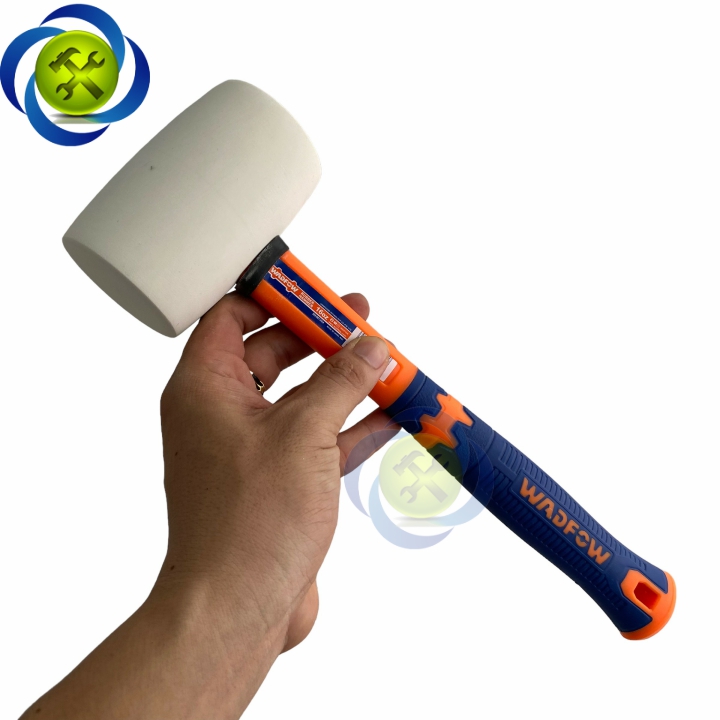 Búa cao su trắng 450g WADFOW WHM7304 cán nhựa