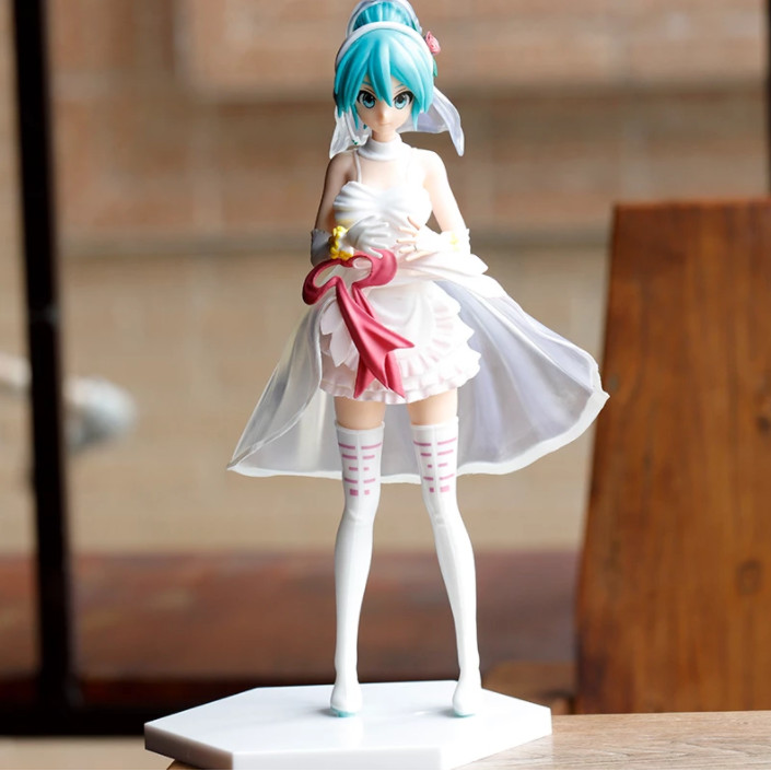 Mô Hình Hatsune Miku White Dress - Cao 26cm