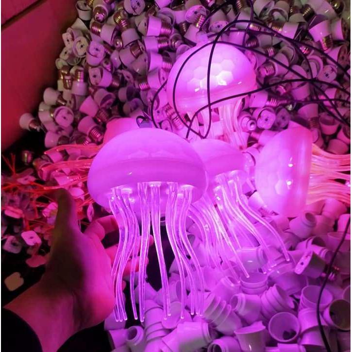 Đèn led đổi màu hình sứa