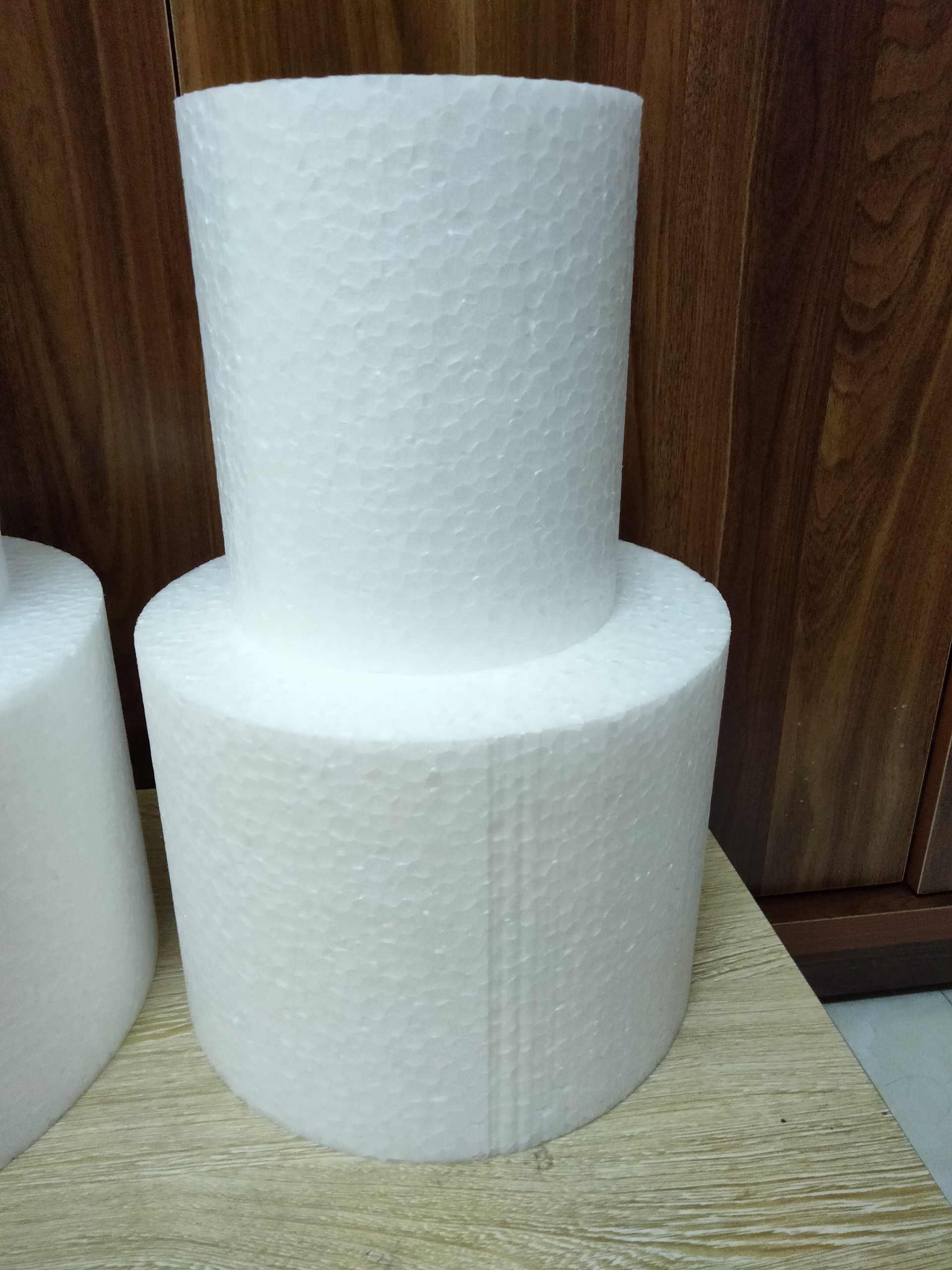 Xốp tròn luyện làm bánh kem, kê giỏ quà, làm cháp ăn hỏi, chụp hình