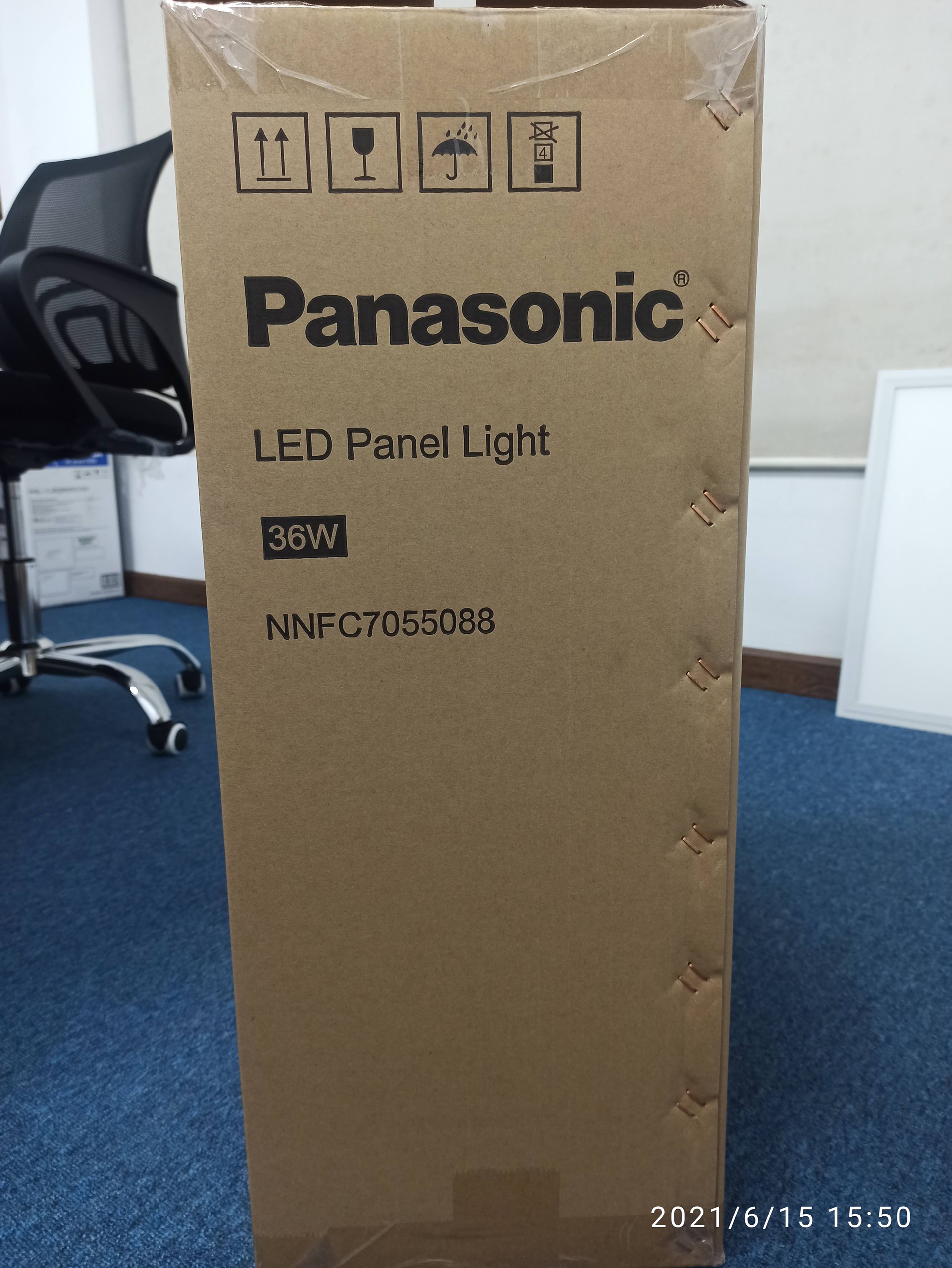 ĐÈN PANEL PANASONIC NNFC7055088 36W (4000K) - SIÊU SÁNG - SIÊU TIẾT KIỆM ĐIỆN - HÀNG CHÍNH HÃNG