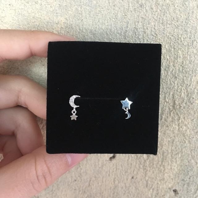 Khuyên tai trăng sao rơi