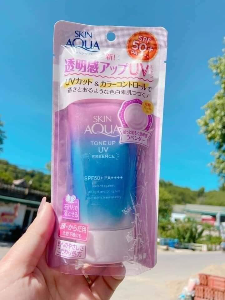 Kem chống nắng Skin Aqua Tone up UV Essence SPF 50+PA++++ nội địa Nhật Bản 80 gram