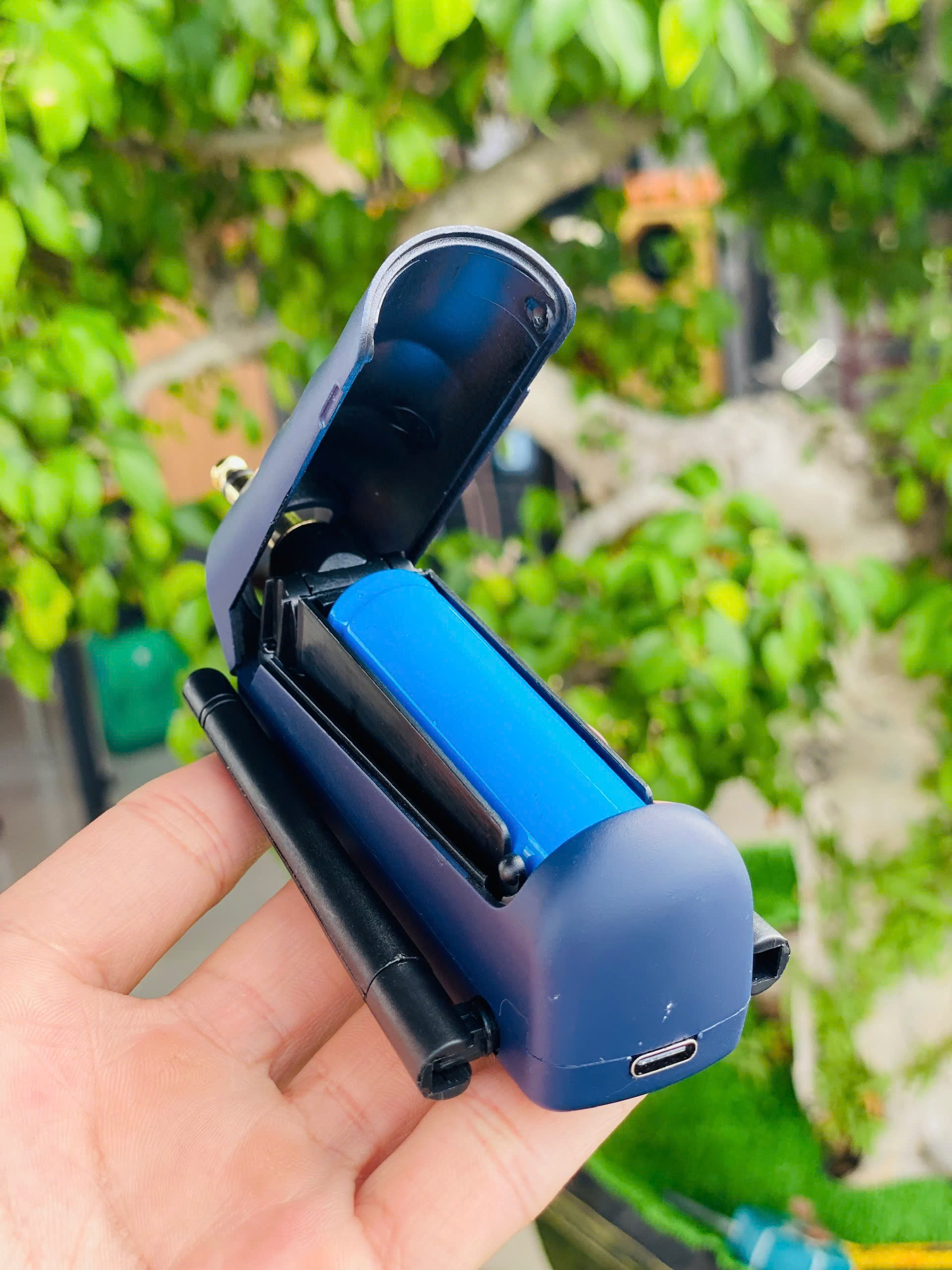 Micro Cao Cấp MTMAX K60PRO - Micro Karaoke Không Dây Đa Năng Cao Cấp, Sử Dụng Cho Tất Cả Loại Loa Kéo, Vang, Amply Thiết Kế Mới Lạ Siêu Đẹp, Bắt Sóng Xa, Bảo Hành 12 Tháng, Thoải Mái Karaoke Gia Đình, Hội Nghị, Quán Bar . Hàng chính Hãng