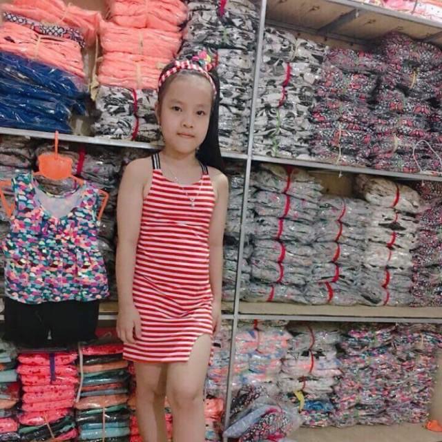 Váy ôm body sành điệu cho bé VAY06 tặng kèm băng đô vải cùng mầu