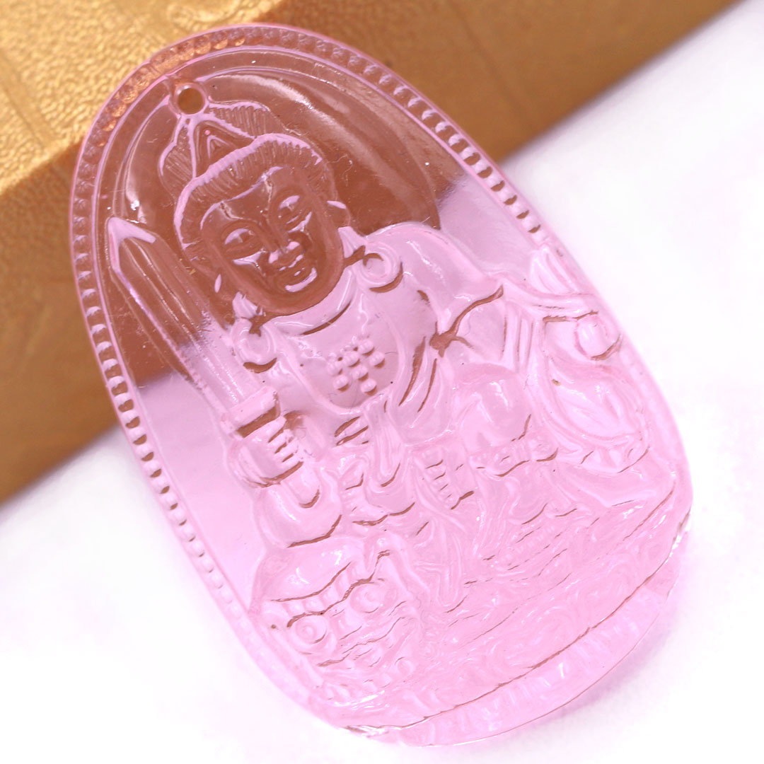 Mặt Phật Văn thù pha lê hồng 3.6 cm kèm móc và vòng cổ dây cao su đen, Mặt Phật bản mệnh