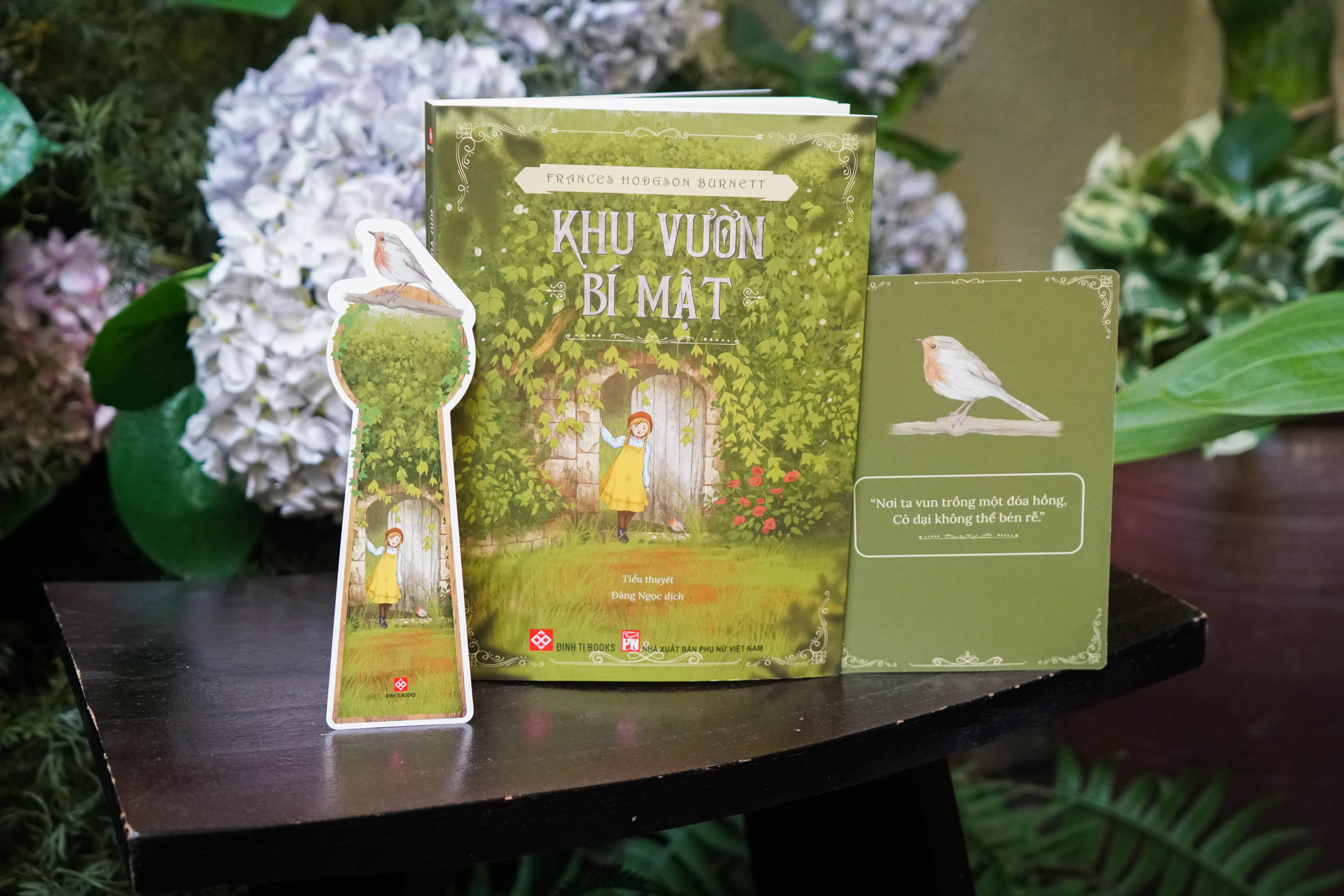 Sách Khu Vườn Bí Mật