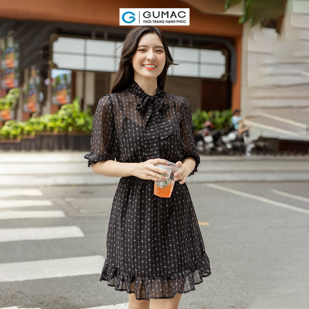 Đầm bèo smocking eo thắt nơ cổ GUMAC DD05069