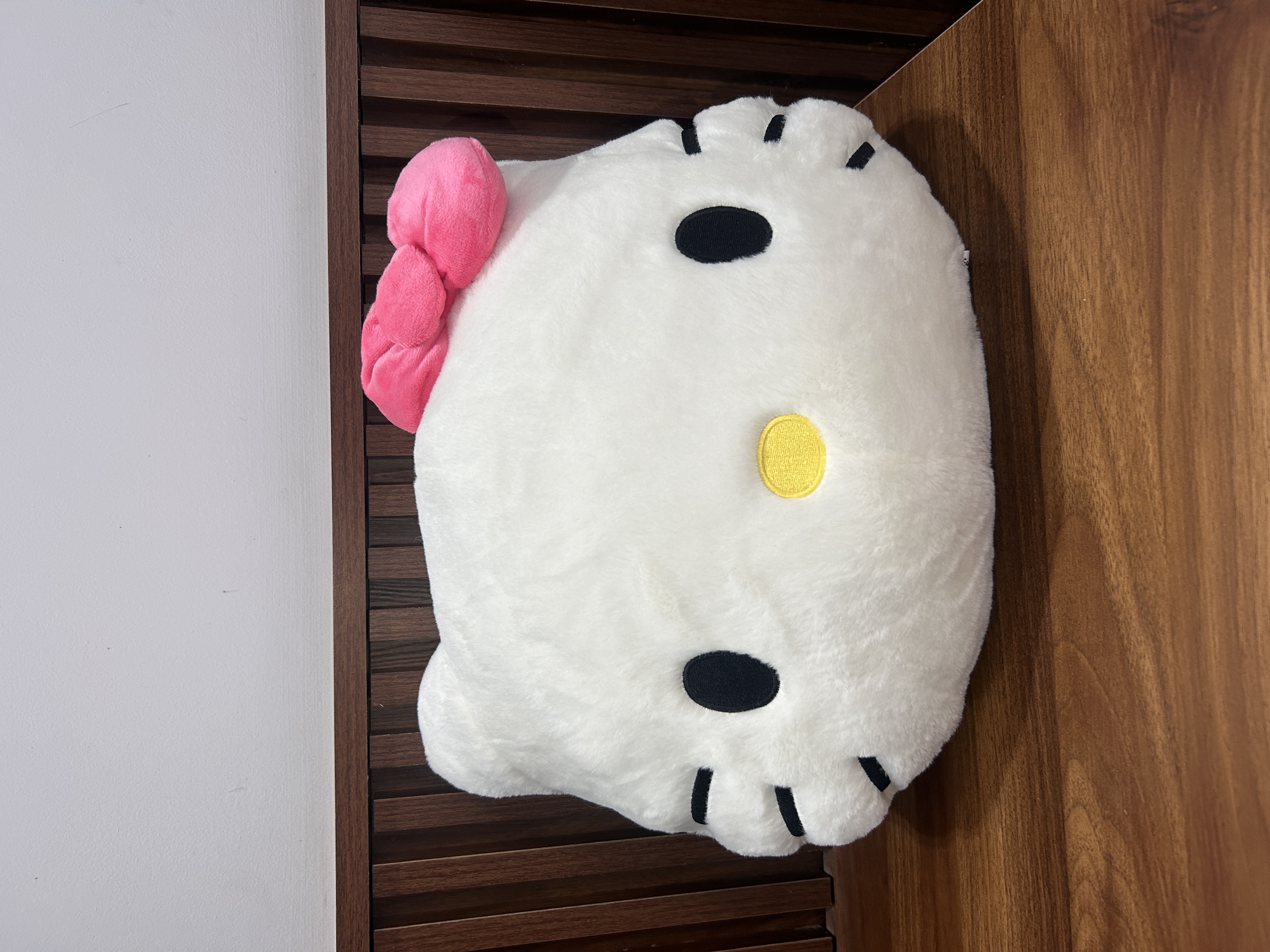 Gối Mặt dành cho Hello Kitty Cao Cấp, Gối Ôm Sofa Nhỏ Gọn, Quà Tặng Đáng Yêu - Sản phẩm chính hãng, Phân phối bởi Teenbox